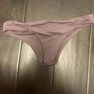 PEBBLE LSPACE BOTTOMS